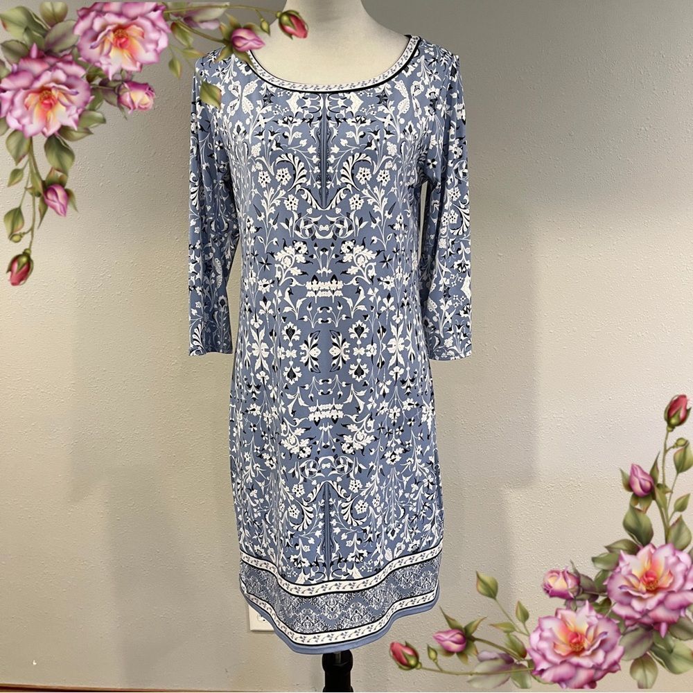 Pale blue and White‎ Long Sleeve stretchy mini Dress size large